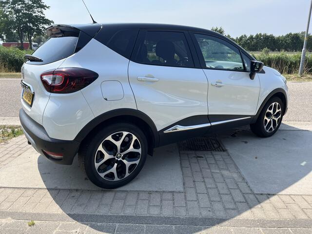 Renault CAPTUR 1.3 TCe 150 PK Intens / Automaat / Trekhaak afneembaar / Camera / PDC V+A / Keyless / Climate / Blind spot warning / 17'' LMV /