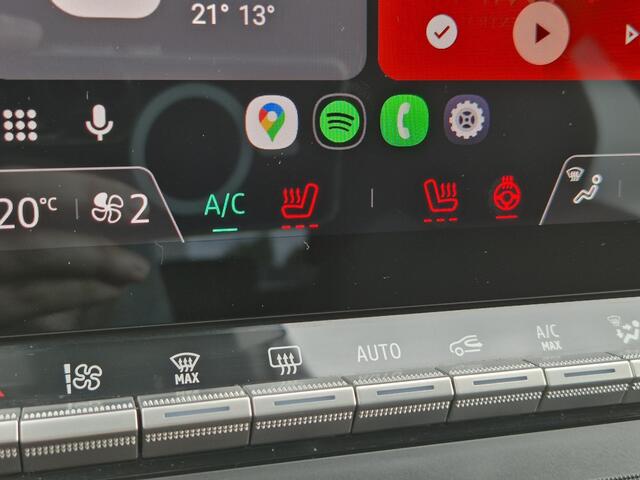 Renault CAPTUR 1.3 mild hybrid 160 techno Automaat / Pack Comfort / Navigatie via Apple Carplay of Android Auto / Adaptief CC / Stuur- en Stoelverwarming / Trekgewicht 1200 kg / Achteruitrijcamera / Keyless Entry/Start /