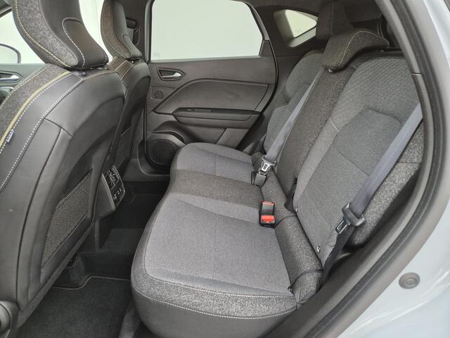 Renault CAPTUR 1.3 mild hybrid 160 techno Automaat / Pack Comfort / Navigatie via Apple Carplay of Android Auto / Adaptief CC / Stuur- en Stoelverwarming / Trekgewicht 1200 kg / Achteruitrijcamera / Keyless Entry/Start /