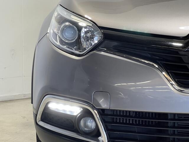 Renault CAPTUR 0.9 TCe Dynamique | Navigatie | LM Velgen 17" | Cruise Control | Airco | Bluetooth | Dimlichten Automatisch |