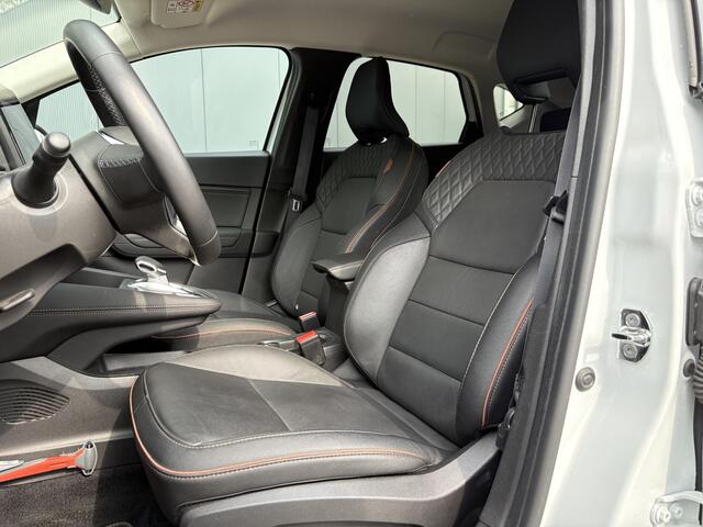 Renault CAPTUR 1.6 E-Tech Plug-in Hybrid 160 Initiale Paris / 1e eigenaar / NL auto / Dealer onderhouden / Stoelverwarming / Lederen bekleding /