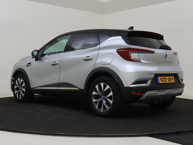 Renault CAPTUR 1.6 E-Tech Plug-in Hybrid 160 Intens | 17 inch lichtmetalen velgen | Achteruitrijcamera | Remote services | Cruise control | Keyless entry |