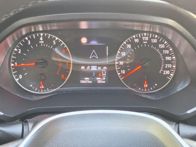 Renault CAPTUR 1.0 TCe 100 Zen Navigatie / Airco / Cruise Control / Car Play / Camera / Trekhaak