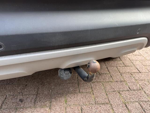 Renault CAPTUR 1.3 TCe 150pk EDC Intens+Trekhaak!!