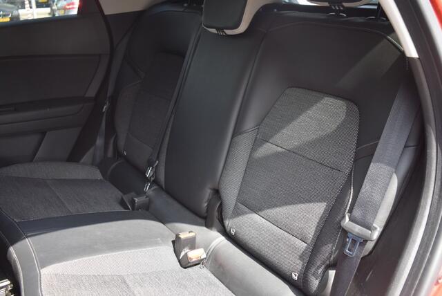 Renault CAPTUR 1.3 TCE INTENS / TREKHAAK / CAMERA / NAVI