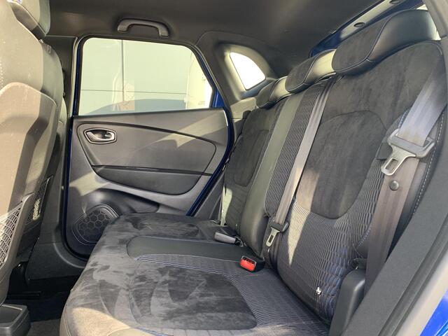 Renault CAPTUR 1.3 TCe Intens | version S | voor -en achteruitrijsensoren | Apple Carplay | trekhaak