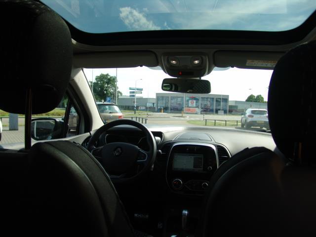 Renault CAPTUR 1.3 TCe 150 EDC/AUT. Intens PANORAMISCH GLAZEN DAK, PACK EASY LIFE/ FULL LED/ TREKHAAK/ 4SEIZOENSBANDEN/ ETC.. DEALER ONDERHOUDEN! RIJKLAAR!