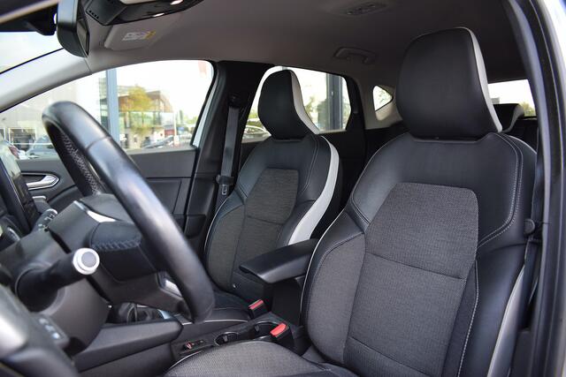 Renault CAPTUR 1.3 TCe 130 Intens | 131 pk | Half Leer | Apple CarPlay | Camera