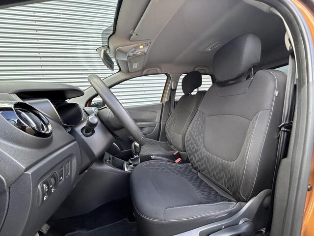 Renault CAPTUR 0.9 TCe Limited | Navi | PDC | Cruise Control |