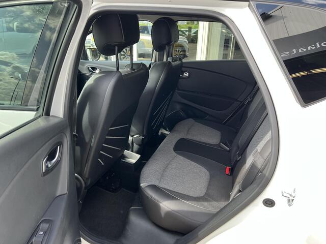 Renault CAPTUR 1.2 TCe Intens Trekhaak | Navigatie | Key-less | LED | Parkeersensoren | Climate Control | Cruise Control | BT-Telefoonfunctie |