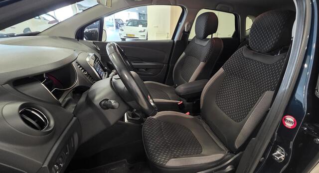 Renault CAPTUR 0.9 TCe Intens | Climate | Navigatie | Hoge instap | Unieke kleur! |