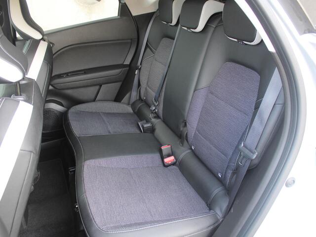 Renault CAPTUR 1.0 TCe 100 Intens | TREKHAAK | NAVIGATIE | ACHTERUITRIJCAMERA |