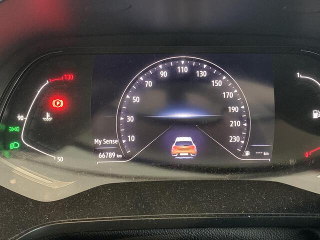 Renault CAPTUR 1.3 TCe 140 Initiale Paris PANORAMADAK | RONDOM ZICHT CAMERA | STOEL-EN STUURVERWARMING