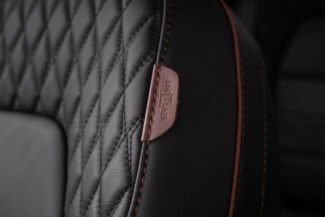 Renault CAPTUR 1.6 E-Tech Plug-in Hybrid 160 Initiale Paris Leer | Ad. Cruise | Stoelverw. | Elect. stoel | 360 cam