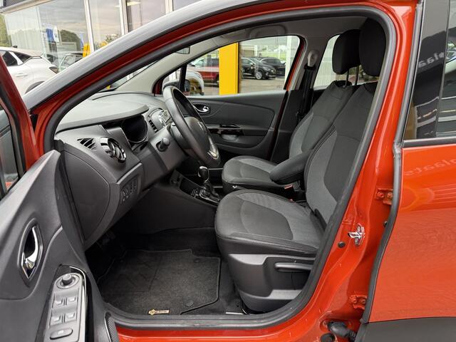 Renault CAPTUR 1.2 TCe Dynamique | Achteruitrijcamera | Navigatie | Climate Control | Key-less | Cruise Control | Parkeersensoren | Lichtmetaal |