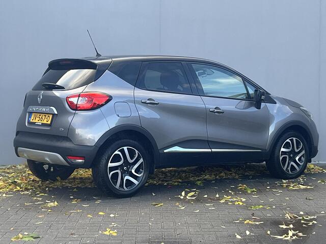 Renault CAPTUR TCe 120 EDC Xmod / Achteruitrijcamera / Verwarmde Voorstoelen / Navigatie full map / Keyless Entry & Start / Cruise- en Climate Control / Parkeersensoren voor en achter / Bluetooth / Radio