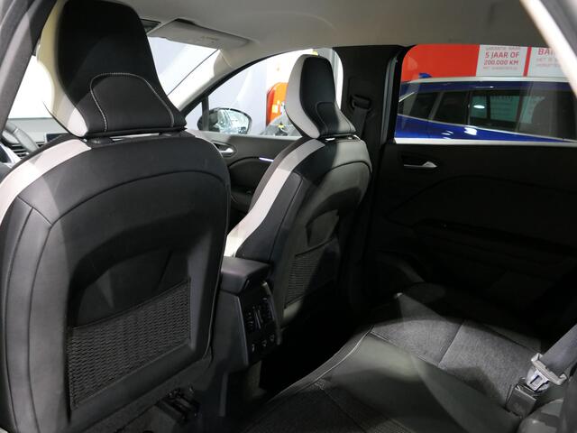 Renault CAPTUR 1.3 TCe 140 Intens *AUTOMAAT* - Allseasons, Apple carplay/ android auto, cruise, clima