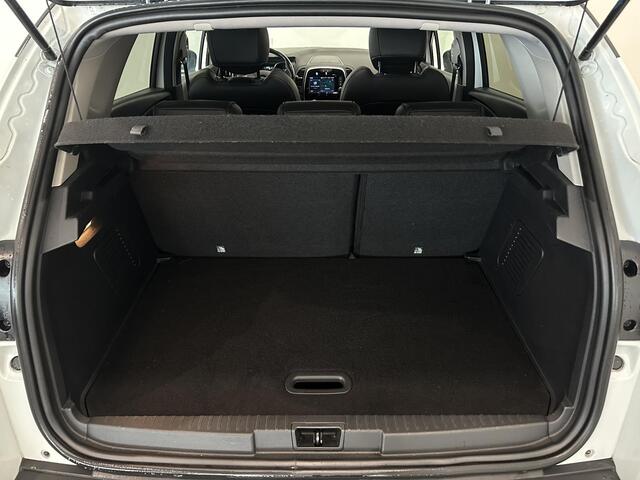 Renault CAPTUR 0.9 TCe 90 Edition One | BOSE | Leder | Stoelverwarming | Dodehoek Detectie | Parkeersensoren voor, zij, achter en achteruitrijcamera