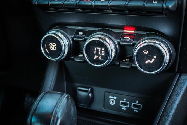 Renault CAPTUR 1.3 TCe 140 Intens Navi/CruiseControl