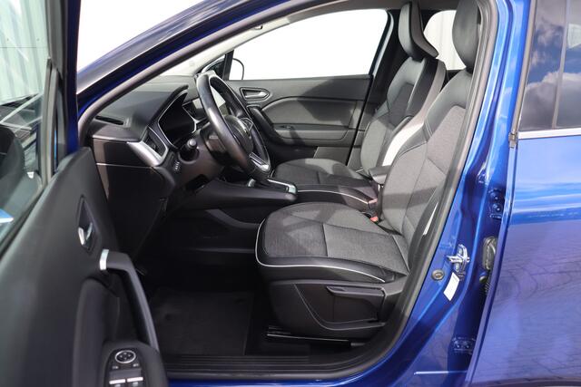 Renault CAPTUR 1.6 E-Tech Plug-in Hybrid 160 Intens | Stoel-/Stuurverwarming | Camera | Navigatie | Cruise Control | Climate Control