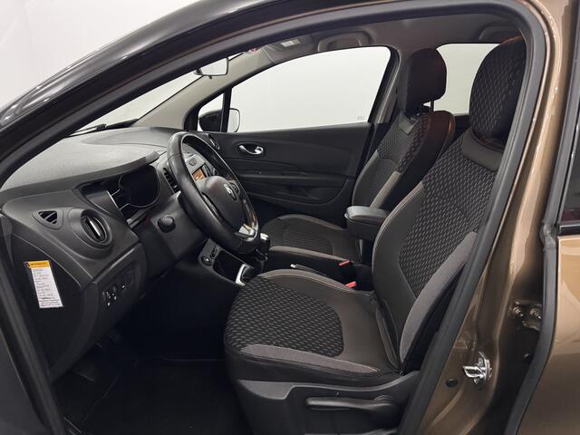 Renault CAPTUR 1.2 TCe Intens Clima, Camera, Navi, Keyless start, Cruise control, A start stop, Lichtmetalen velgen