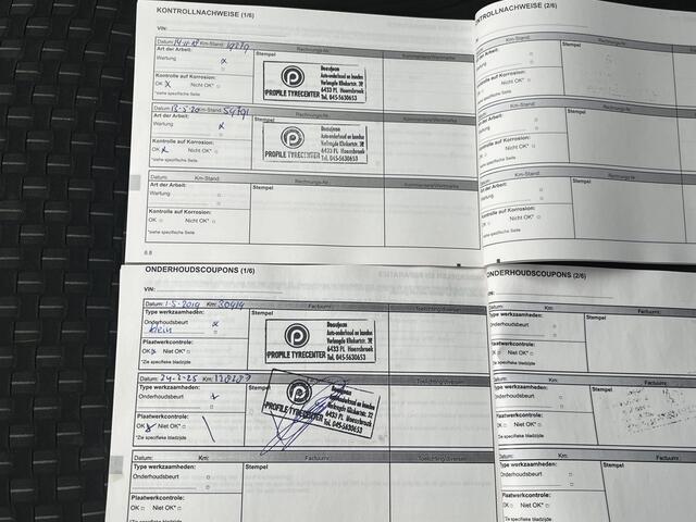 Renault CAPTUR 0.9 TCe Intens / Keyless / Climate / Parkeersensoren. Achter / Cruise / Navi /