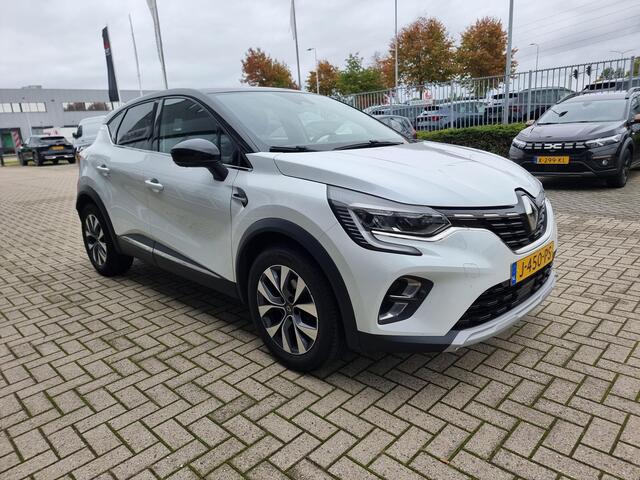 Renault CAPTUR 1.3 TCe 130 Intens | Navigatie | Achteruitrijcamera | Parkeersensoren |