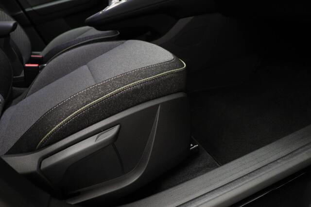 Renault CAPTUR 1.3 mild hybrid 160 techno | Stoelverwarming | Stuurverwarming | Nieuw model |