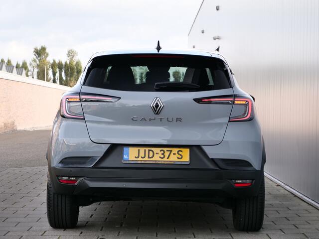 Renault CAPTUR 1.0 TCe 90 Pk Techno DAB / Apple Carplay / Camera