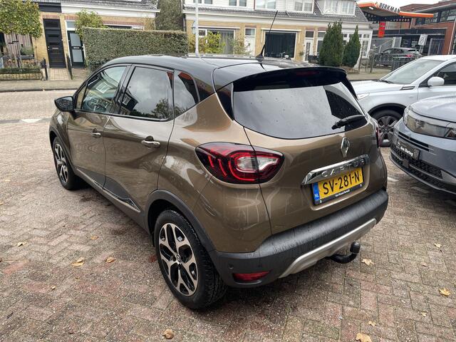 Renault CAPTUR 0.9 TCe Intens Panorama dak/Trekhaak/Navi/Camera.