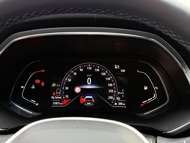 Renault CAPTUR TCe 140 EDC Intens | Trekhaak | Glazen schuif-kantel dak | Stoel & stuur verwarming | Navi groot | DAB | Achteruitrijcamera | Climate Control | Key-less |