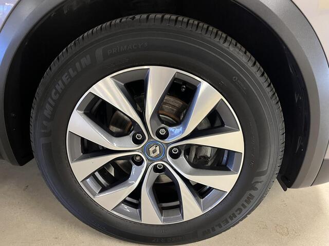 Renault CAPTUR 1.6 E-Tech Plug-in Hybrid 160 Business / 360 CAMERA / TREKHAAK / CLIMATE CONTROLE / DAK DRAGERS