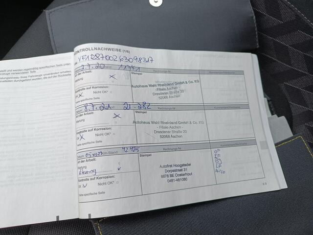 Renault CAPTUR 0.9 TCe Limited, trekhaak, stoelverwarming Renault Captur 0.9 TCe Life