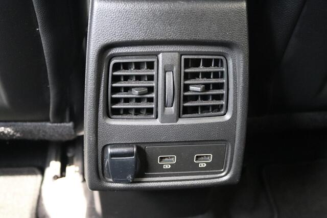 Renault CAPTUR 1.3 mild hybrid 160 Techno | Apple CarPlay / Android Auto | 360° Camera | Navigatie | BOSE-audiosysteem |