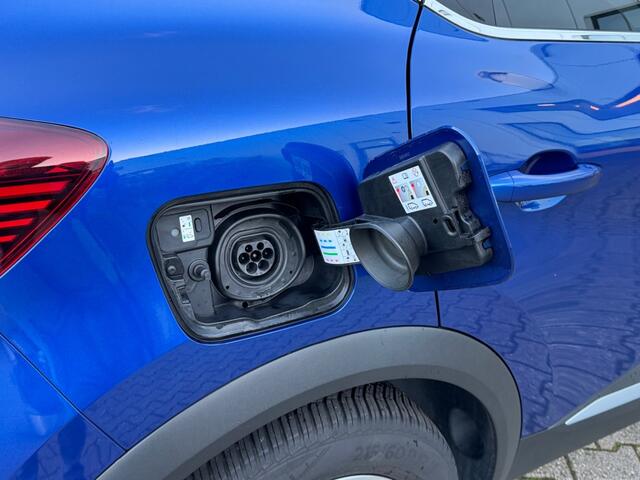 Renault CAPTUR 1.6 E-Tech Plug In - Edition One - Navi - camera - stoel+stuur verw.