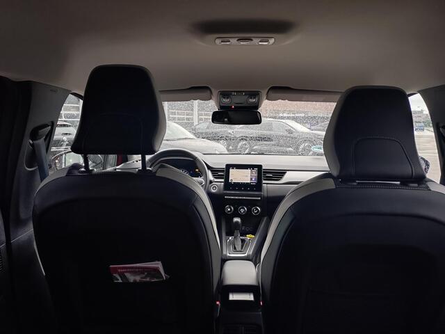 Renault CAPTUR 1.3 TCe 140 Intens AUTOMAAT / TREKHAAK / NAVIGATIE incl. APPLE & ANDROID CARPLAY / CLIMATE CONTROL / PARKEERSENSOREN EN CAMERA