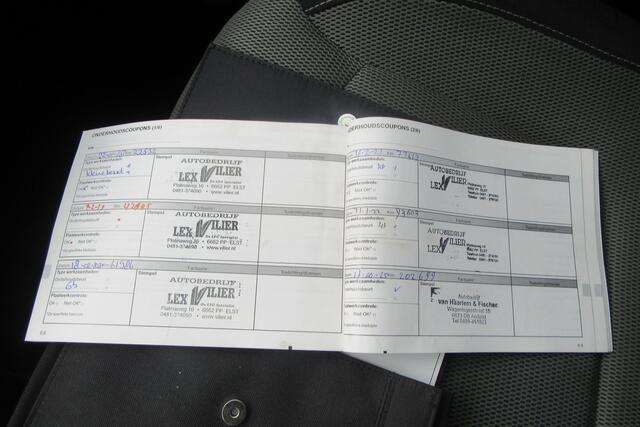 Renault CAPTUR 0.9 TCe Expression, Navigatie, PDC, 4 Seizoenenbanden