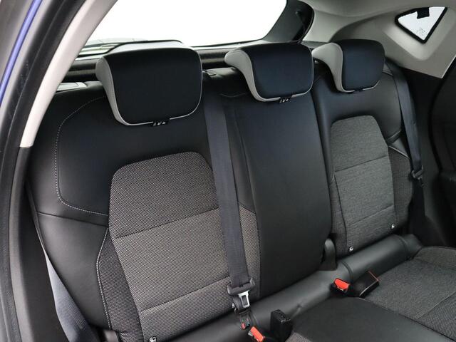 Renault CAPTUR TCe 130pk Intens | Automaat | Achteruitrij camera | Navigatie | Climate Control | Adaptive Cruise Control | Trekhaak