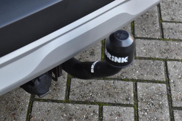 Renault CAPTUR TCe 90 Intens | TREKHAAK | CAMERA | STUUR/STOELVERWARMING | NAVI | CRUISE CONTROL | CLIMATE CONTROL | PDC | LMV