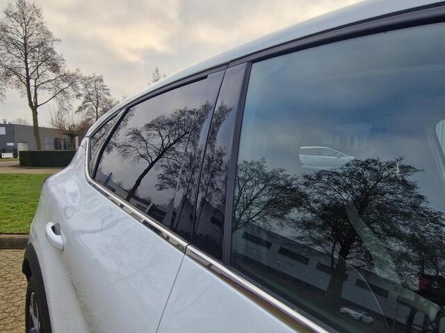 Renault CAPTUR 1.3 Techno Automaat / Stoel & Stuurverwarming / Achteruitrijcamera / Adaptief Cruise Control / Navigatie / Apple Carplay & Android Auto /