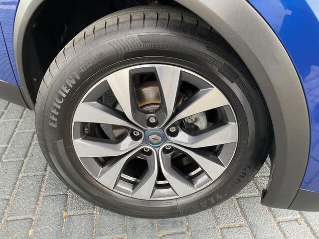 Renault CAPTUR 1.0 TCe 100 Intens / NAVIGATIE / CLIMATE CONTROL / PDC