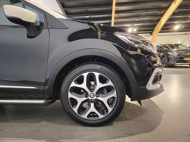Renault CAPTUR 0.9 TCe Intens Two-Tone - Apple Carplay/Android Auto - Cruise - LED - Achteruitrijcamera - 17' - Sensoren voor en achter