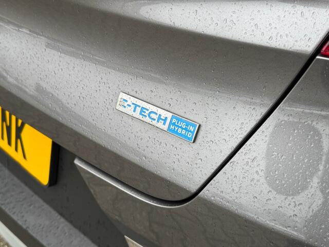 Renault CAPTUR 1.6 E-Tech Plug In - Intens - Navi - Adaptive cruise - camera