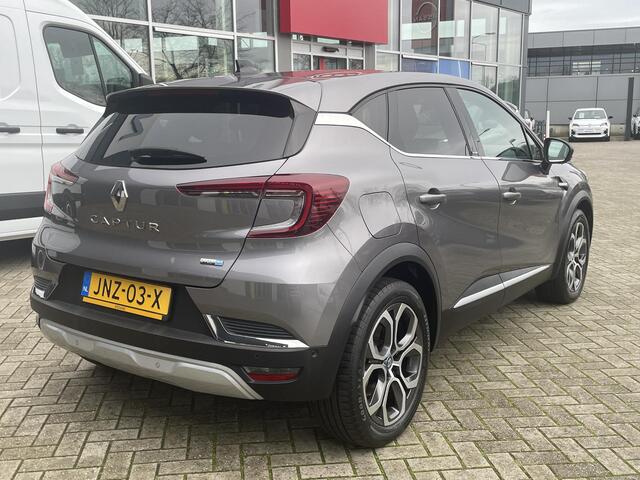 Renault CAPTUR 1.6 E-Tech Plug-in Hybrid 160 Business | Panoramadak | Lederen bekleding | Plug Inn | 360 Camera