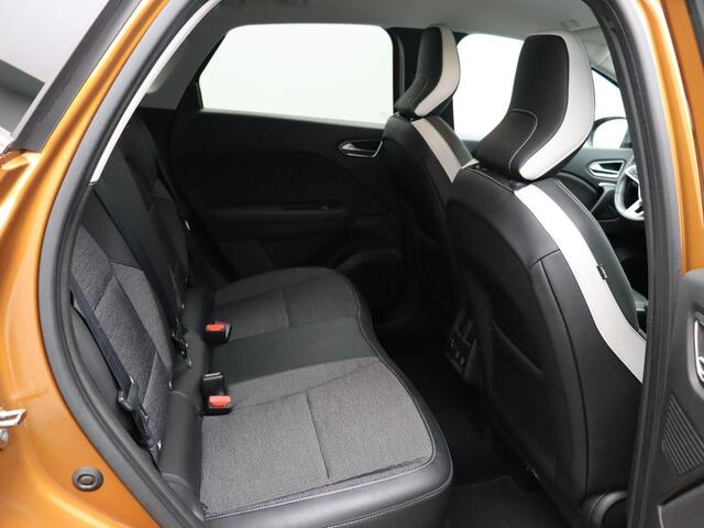 Renault CAPTUR TCe 130pk Intens | Climate control | Achteruitrijcamera | Adaptieve cruise control | Stuur verwarming | Dodehoek detectie |