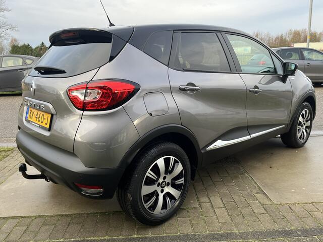 Renault CAPTUR 1.2 TCe 120PK Limited / Automaat / Trekhaak / Airco / Parkeersensoren.Achter / Navi /