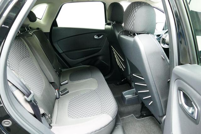 Renault CAPTUR 1.3 150pk TCe Intens. Camera, Clima, Cruise, Navi, Led Koplampen, Haak 1200kg