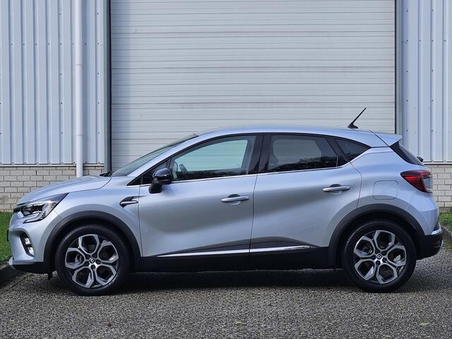 Renault CAPTUR 1.6 E-Tech plug-in hybrid 160 Intens Automaat / Navigatie / Apple Carplay & Android Auto / Parkeersensor Achter / Climate Controle /