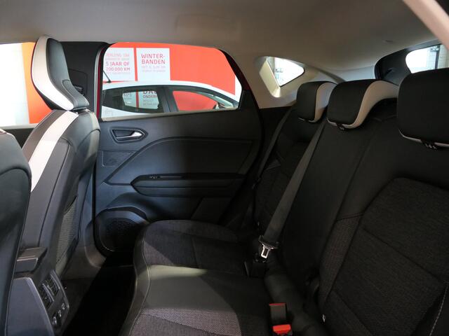 Renault CAPTUR 1.6 E-Tech Plug-in Hybrid 160 Intens - Navi - Sensor achter - 17" LMV