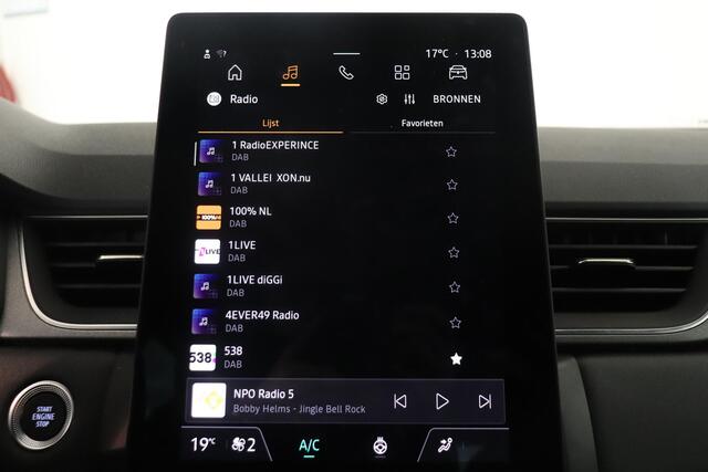 Renault CAPTUR 1.3 mild hybrid 160 techno | Adaptieve cruise control | rondomzicht camera | Trekhaak | Google maps | Climate control | Stuurverwarming |